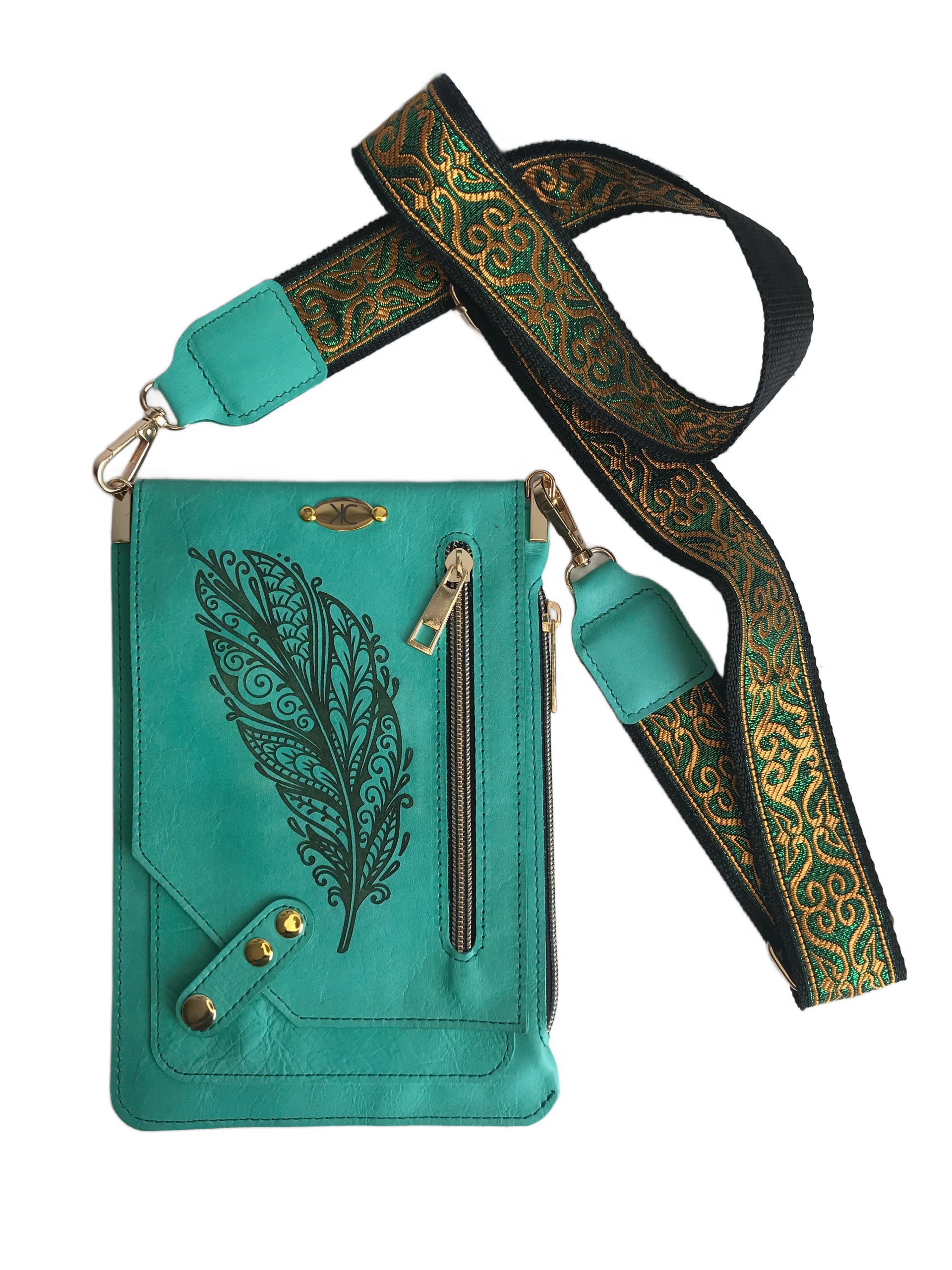 Telefoontasje JeroniMini zeegroen met boho veer