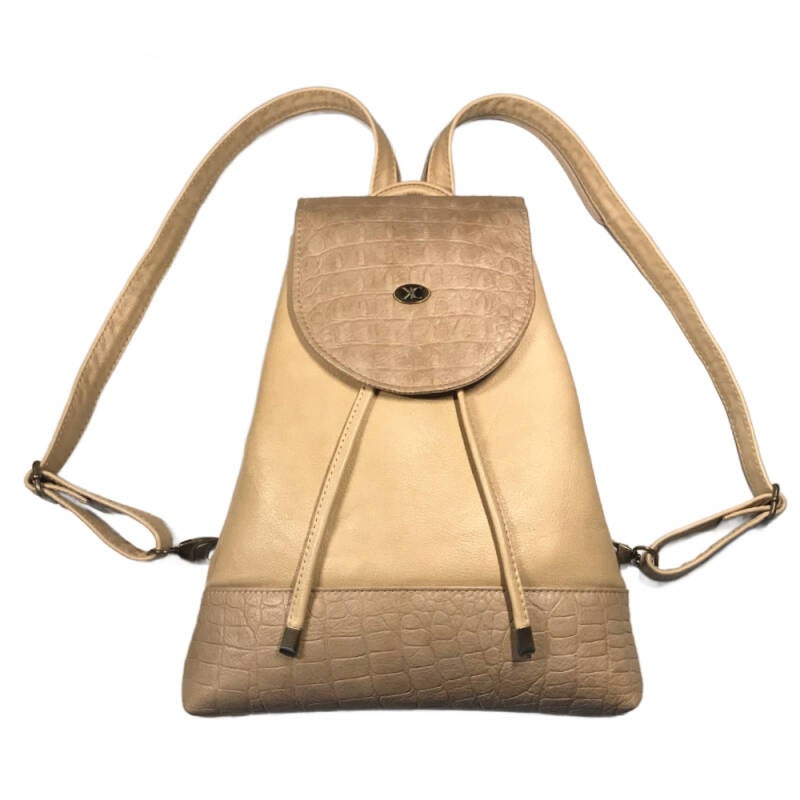 Rugzak ecru, rugtas ecru leer met flap, leren rugzak met krokodil reliëf flap, minimalistische leren rugzak ecru, zandkleurige leren rugtas, sportieve rugzak met samenritsbare banden, Daytripster rugzak