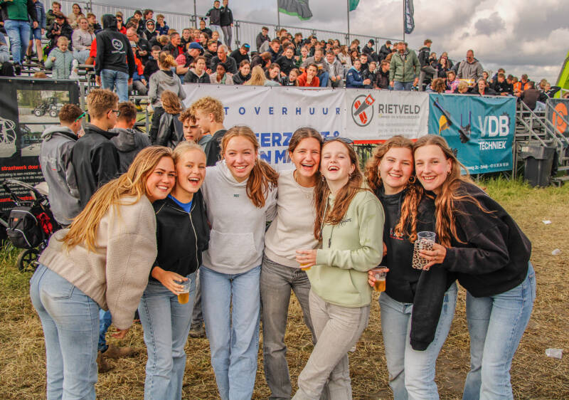 Bezoekers van een evenement in Moerkapelle.