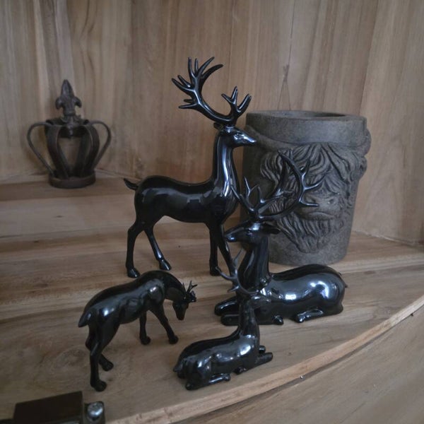 Complete setje hertjes 4 stuks 8 10 12 en 15cm groot zwart Deco