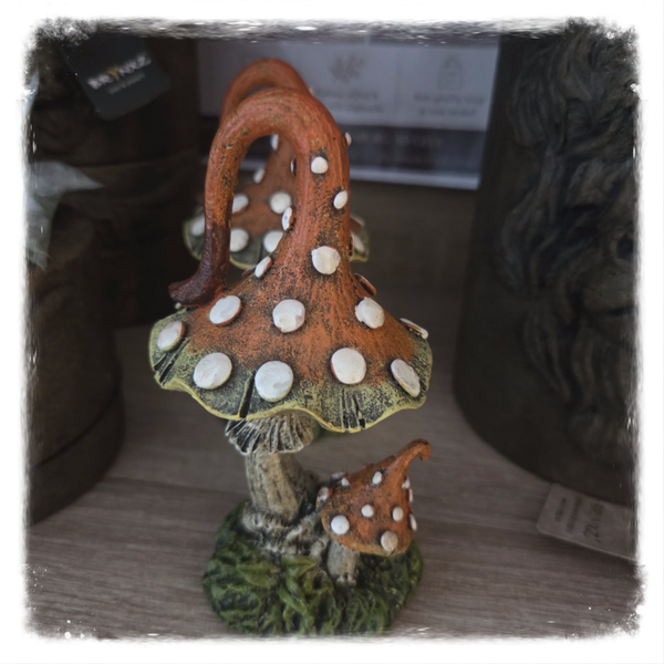 Paddenstoeltjes groot met klein rood met witte stipjes 10cm