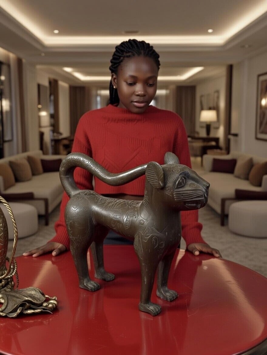 Bronze Tiger🐆  , Intricate Masterpiece Small Size = €5000