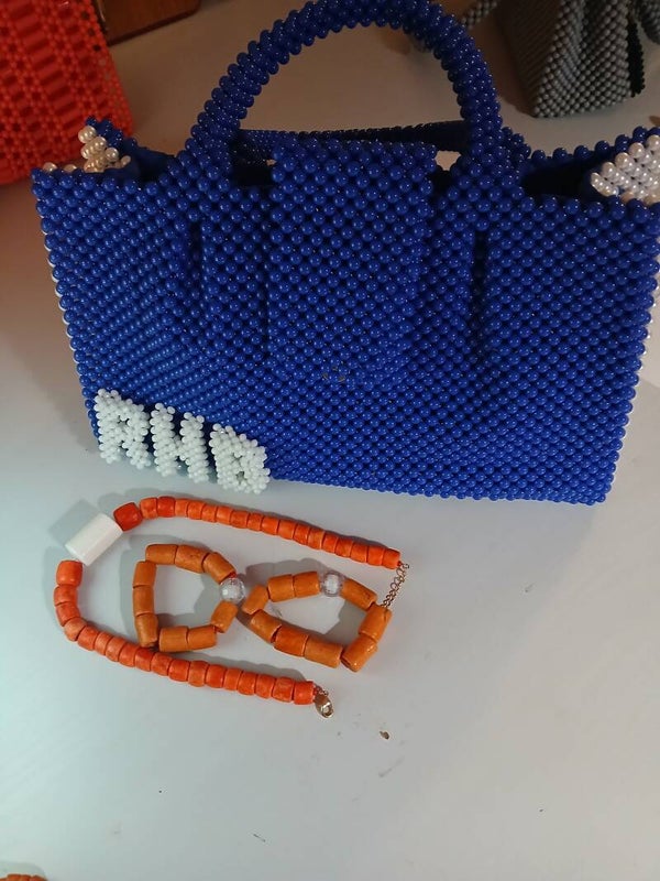 INSIDE YOUR PACKAGE 📦 - ROYAL SIMPLE SET BEADS ➕️ ROYAL STYLISH BAG 🟰 SAME PRICE 🟰 €1350,33
