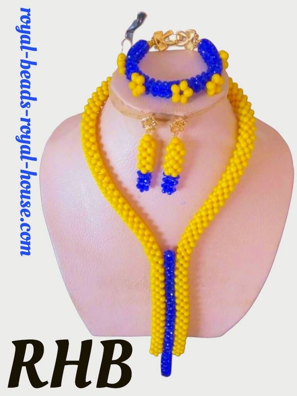 FLAWLESSLY CRAFTED Princess beads special ( BLUE/YELLOW)  = €2745,89