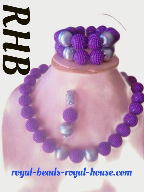 EXQUISITELY CRAFTED Princess beads special ( GREEN)  = €1897,53