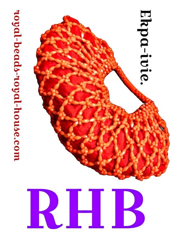 Full beaded purse(Bag) "Ekpa-ivie" HOBO BAG = €3150,97