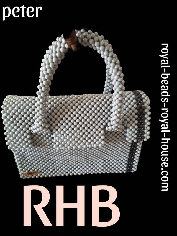 THE AGBAVBOKO MINI TOTE, absolutely gorgeous stylish beaded bag = €2300,33