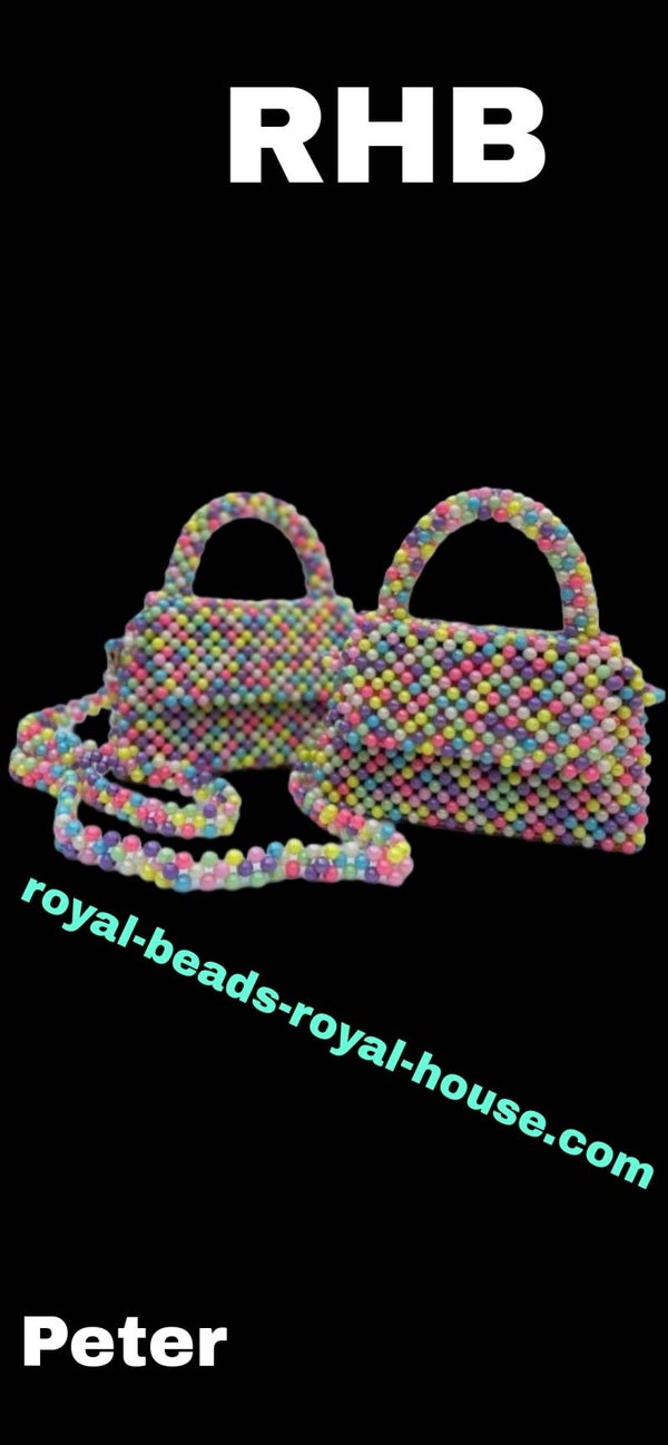 THE AGBAVBOKO EDO MYSTIC, absolutely gorgeous stylish beaded bag = €2300,33