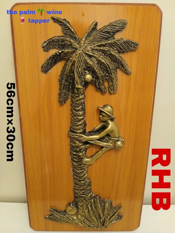 From the master crafters of great BENIN KINGDOM,CONTEMPORARY BENIN BRONZE ( bronze plaque, composite of bronze)of great historical references and dimensions, "PALM 🌴 WINE TAPPER" 68cm × 31 cm  = €2560,42