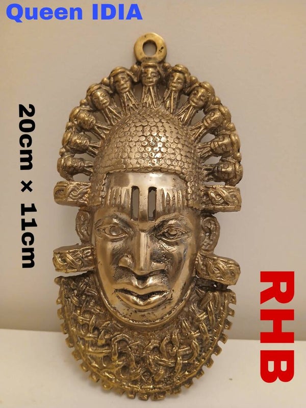 From the master crafters of great BENIN KINGDOM,CONTEMPORARY BENIN BRONZE (QUEEN IDIA) of great historical references and dimensions  QUEEN IDIA 20 cm X  11 cm pure bronze = £4655,33
