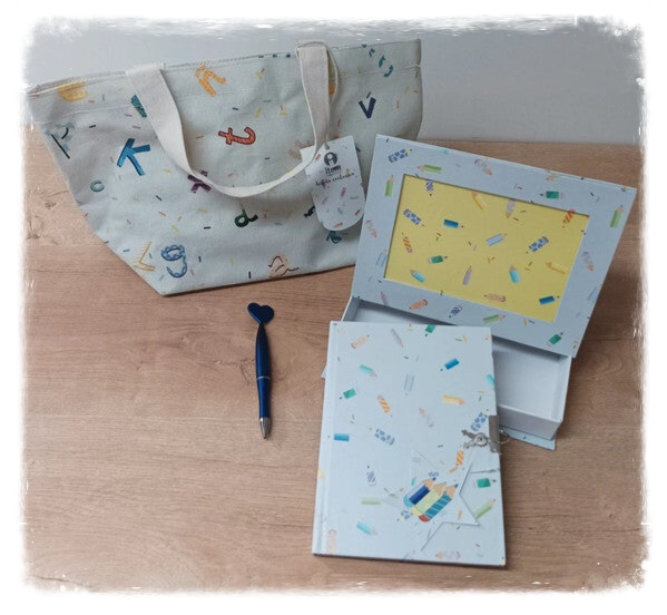 Ensemble sac toile + boîte cadre carnet secret
