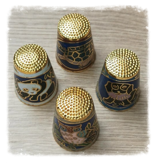 Dés émaillés cloisonnés animaux