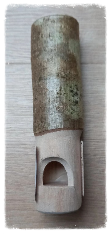 Appeau coucou du Jura en noisetier