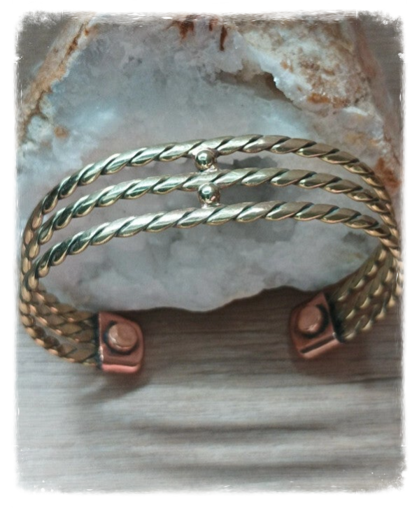 Bracelet torsades magnétique doré avec cuivre large