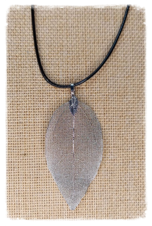 Pendentif en véritable feuille - Modèle Argenté