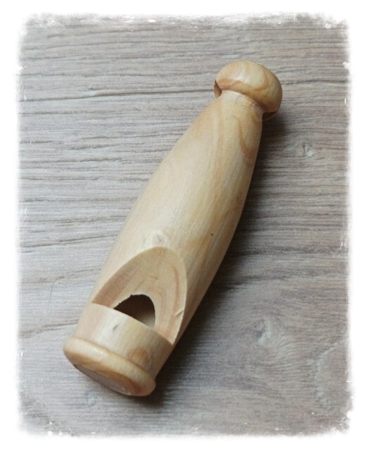 Sifflet scout en buis naturel