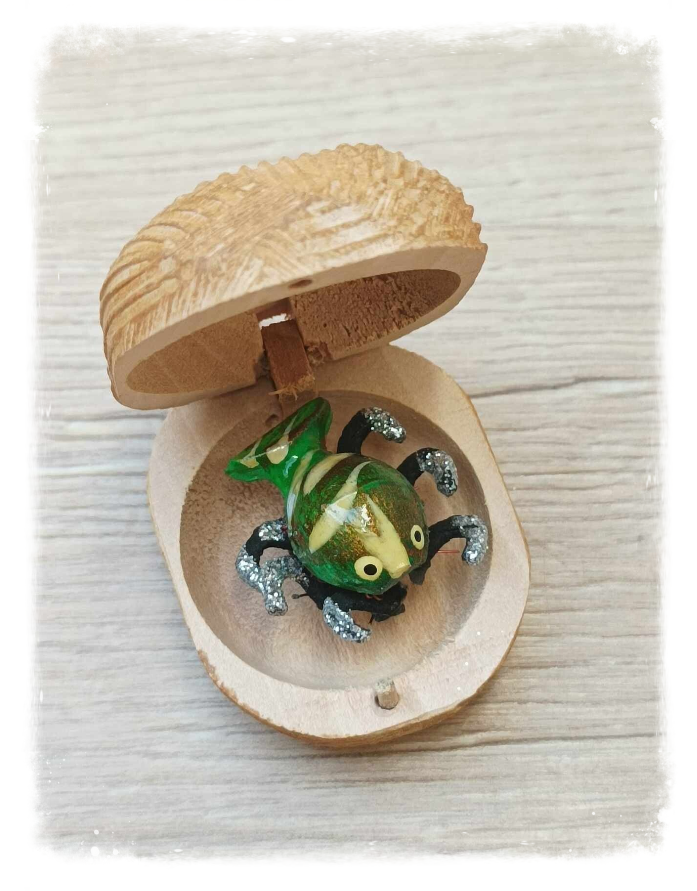 Boîte à chagrin écrevisse