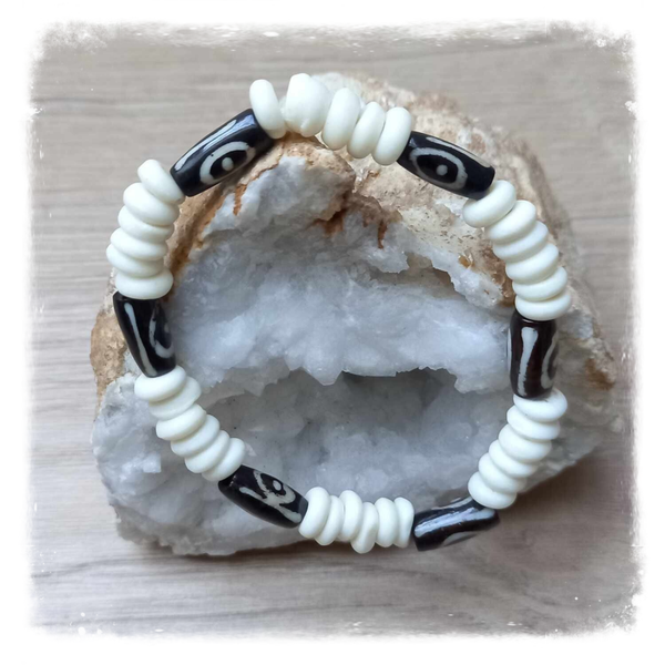 Bracelet élastique perles en os