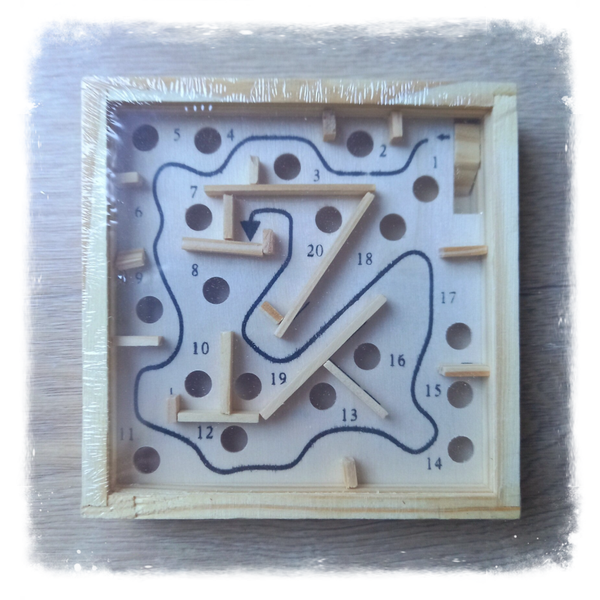 Labyrinthe en bois – Jeu de réflexion