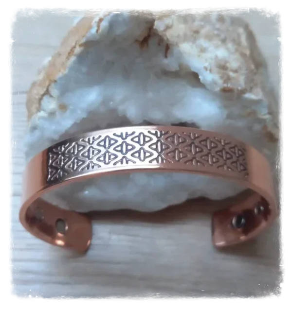 Bracelet cuivre et aimants motifs décoratifs (Ref.013)
