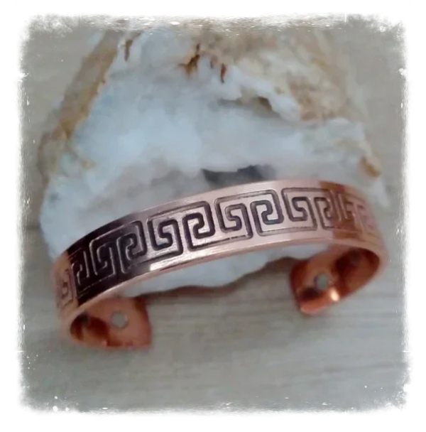 Bracelet cuivre massif et aimants motif grec (Ref.008)