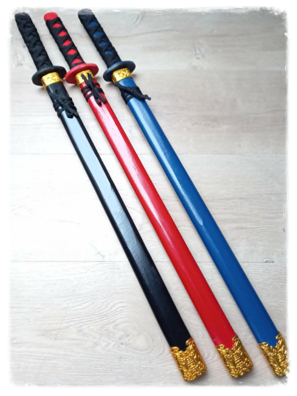 Jouet Katana en bois enfant avec fourreau