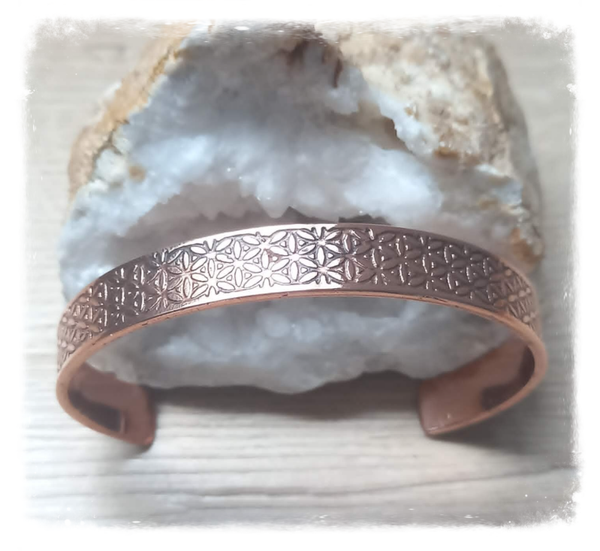 Bracelet cuivre massif Énergie Nomade - Fleurs géométriques (Ref.083)