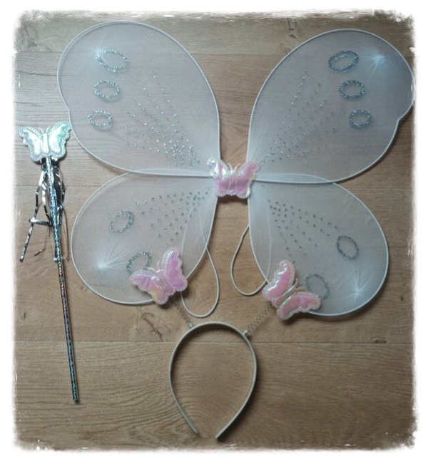 Ailes de papillon avec baguette et serre-tête - Blanches