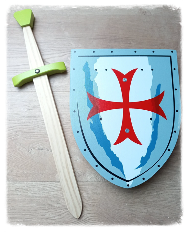 Bouclier Templier et épée verte en bois