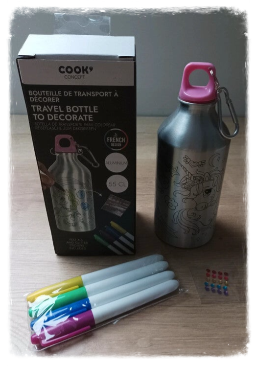 Bouteille de transport à colorier Licorne