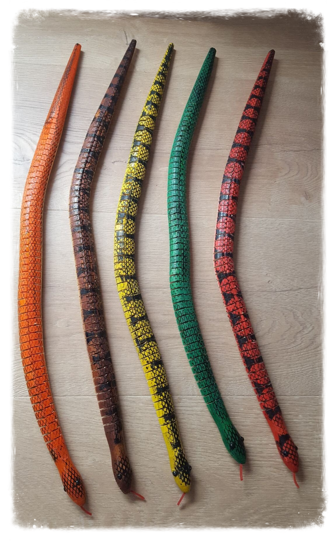 Serpent en bois articulé