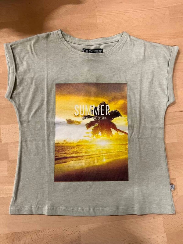 T-shirt Rebel Generation groen meisje