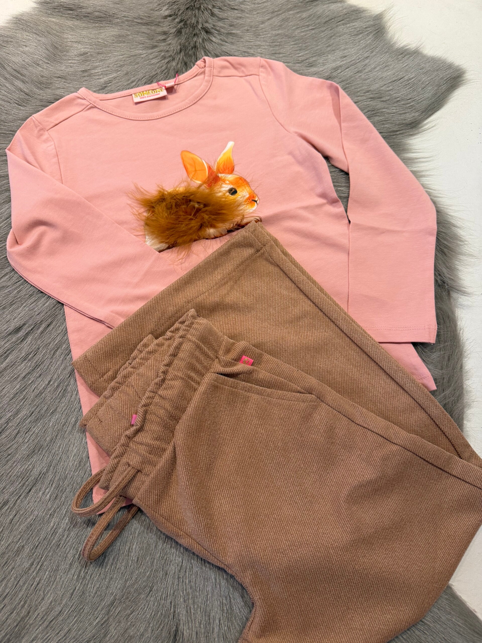 Tshirt light pink someone li hiver