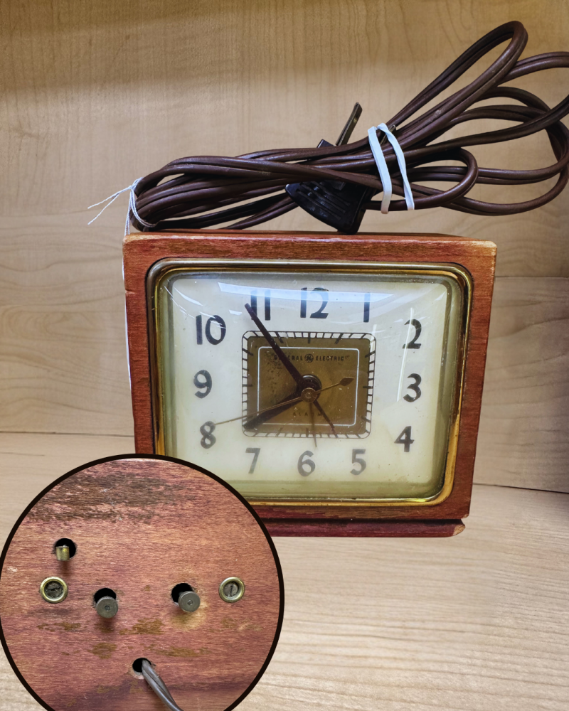 vintage-general-electric-clock-standard.png