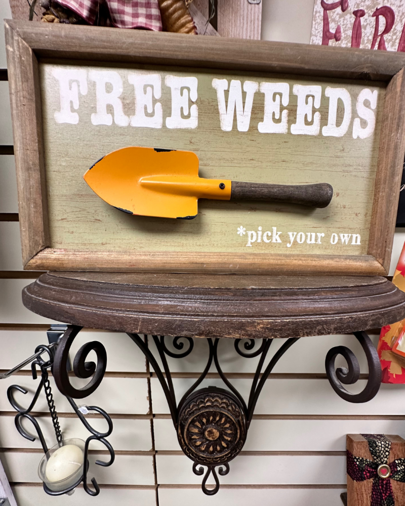 weed-shovel-wall-decor-standard.png