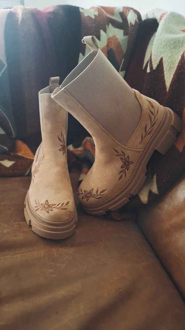 Chelsea boots