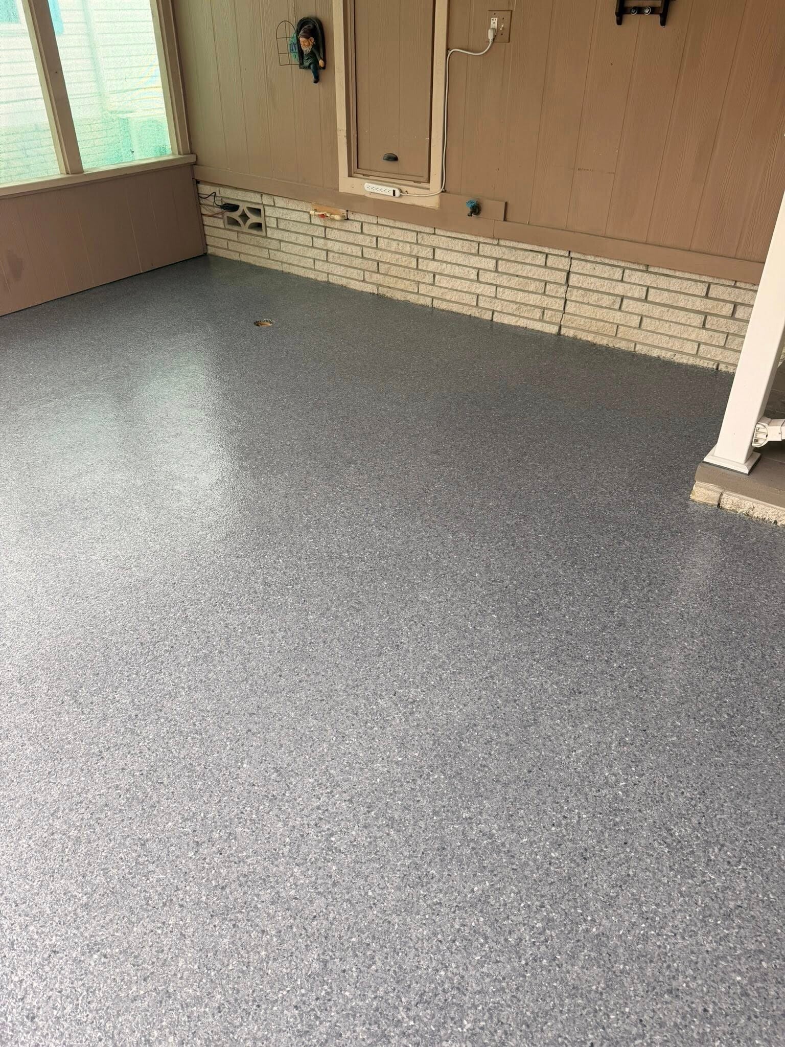 Patio Flake - Basalt