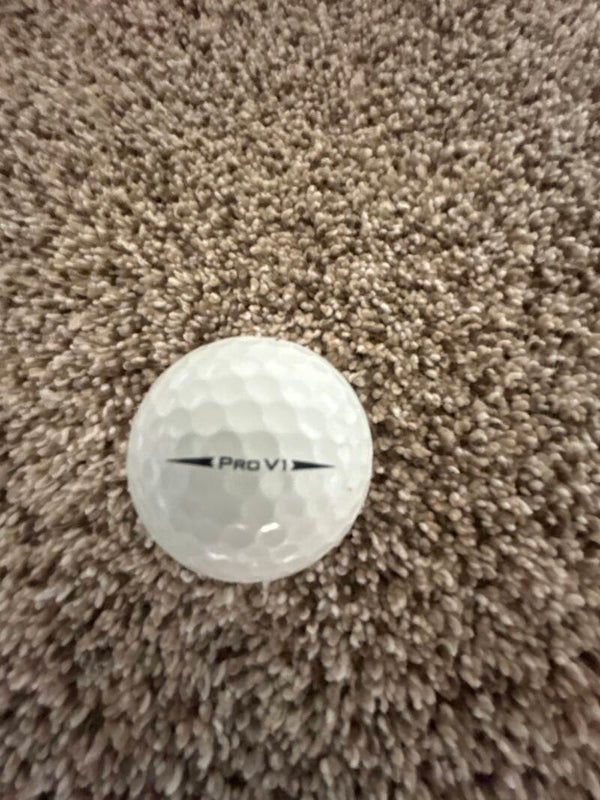 titleist pro v1
