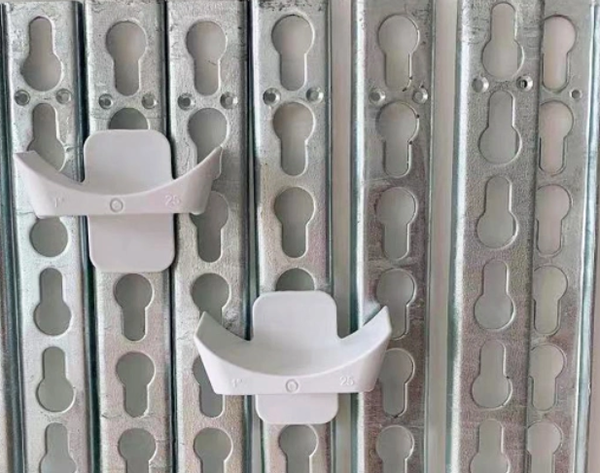 KTMT02 Keyhole track