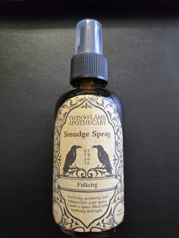 FELICITY Smudge Spray 4 oz.