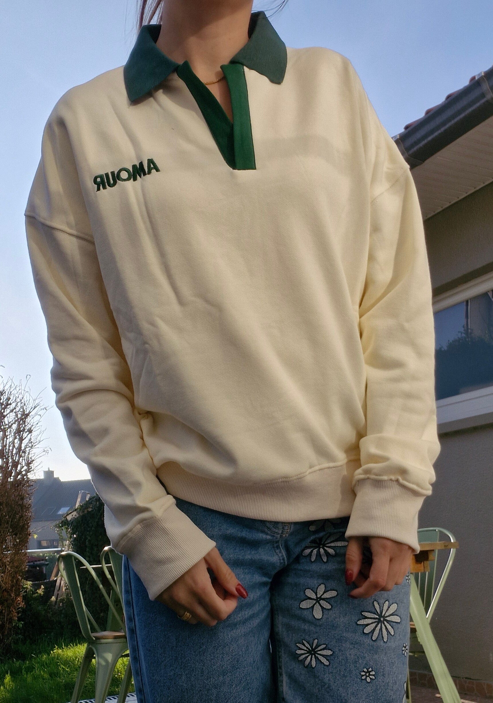 Sweatshirt col polo AMOUR - écru