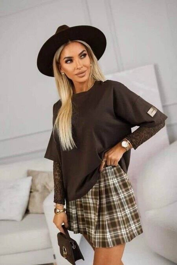 Tshirt oversize avec manches dentelles (divers couleurs) / Oversized T‑shirt met kanten mouwen (verschillende kleuren)