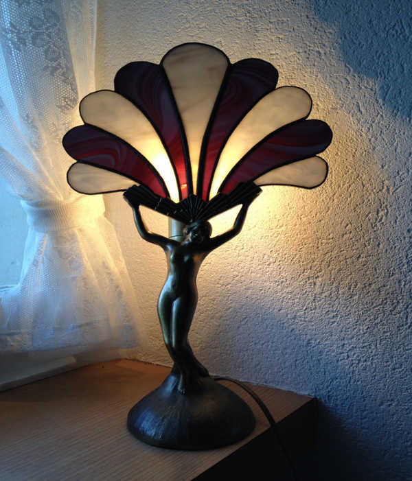 Tiffany Lampe mit Fächer