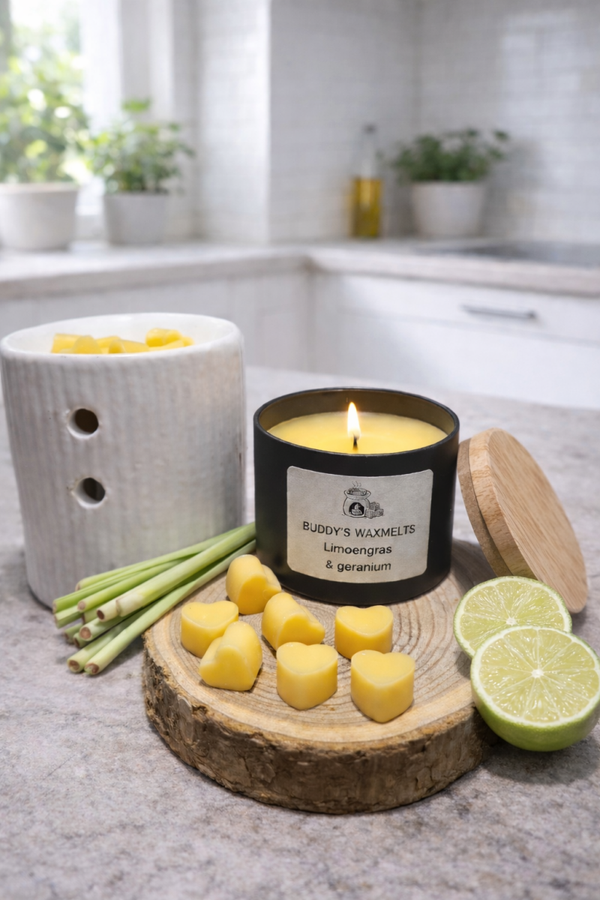 Cadeauset Limoengras & geranium met 30 mini waxmelts hartjes ( hout )