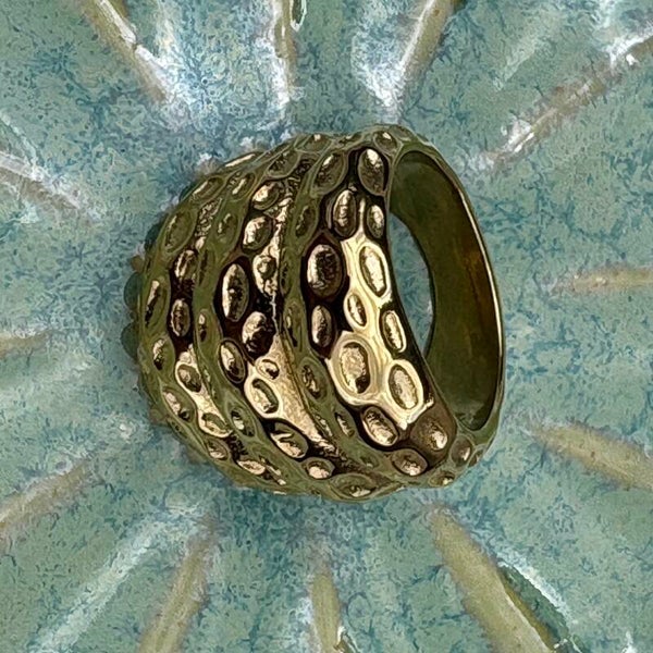 Ring 105