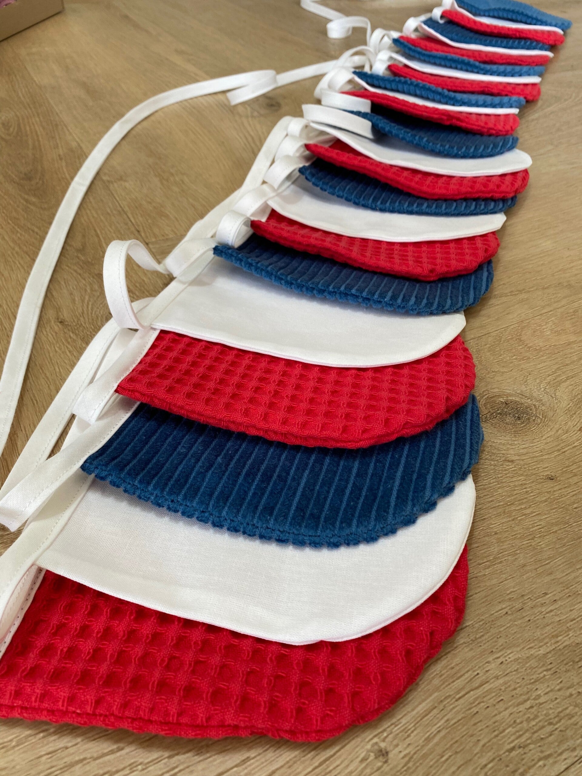 Stoffen vlaggenlijn rood-wit-blauw 10 meter