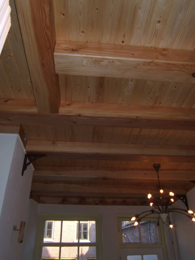 oude houten balken plafond