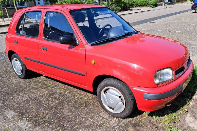 Foto missnienox Nissan Micra 97 rood