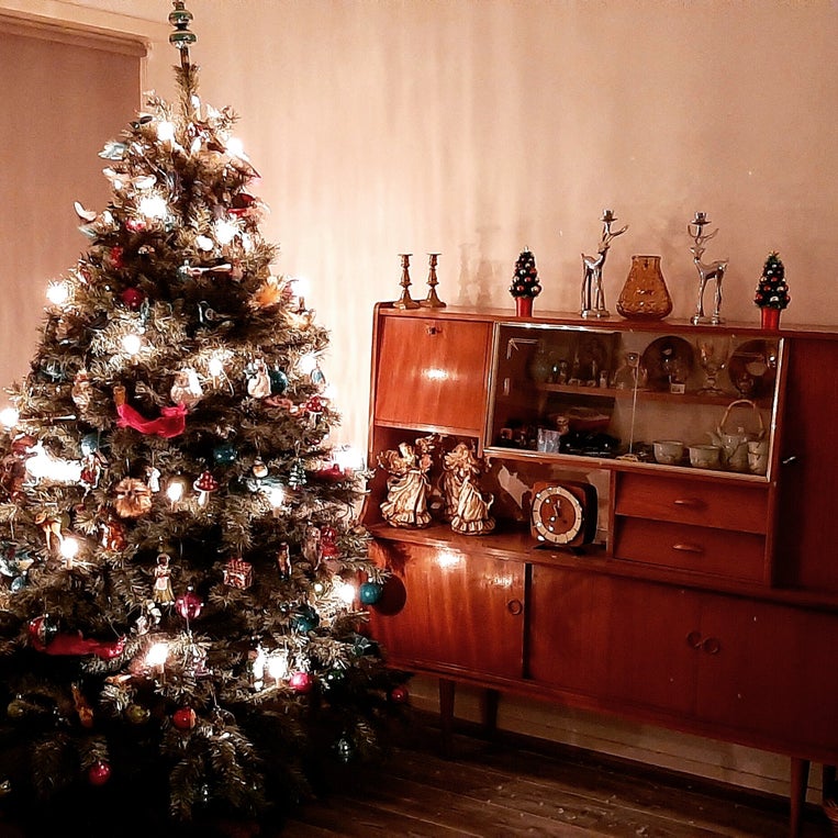 vintage kerst kerstboom midcentury kabinet vitrinekast jaren 60 missnienox