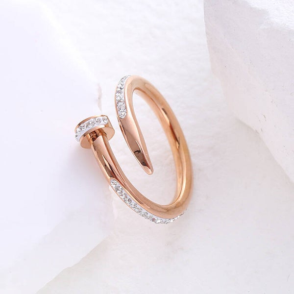 Ring spijker rosé met steentjes